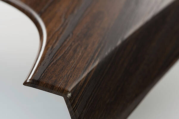 Increasing User-Friendliness, Enhancing Attractiveness: Surface Finishes by KURZ Tactile surface design in wood optics by LEONHARD KURZ