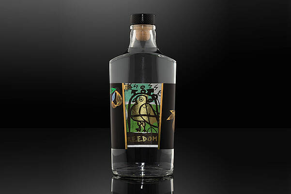 Custom Hot Foil Stamping for Paper Labels Bottle label with luxurious surface finishing